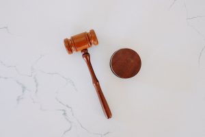 Risarcimento danni da sinistro stradale: a chi rivolgersi?
